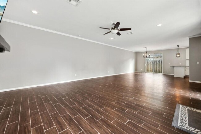 Building Photo - 3202 Breezy Pines Ct
