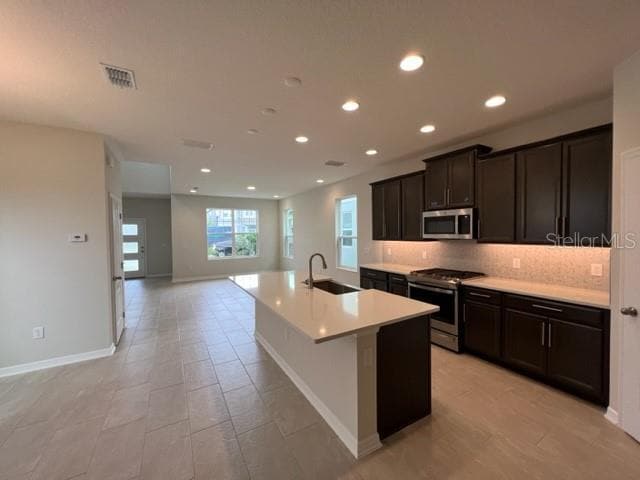 Building Photo - 12755 Brodlove Ln