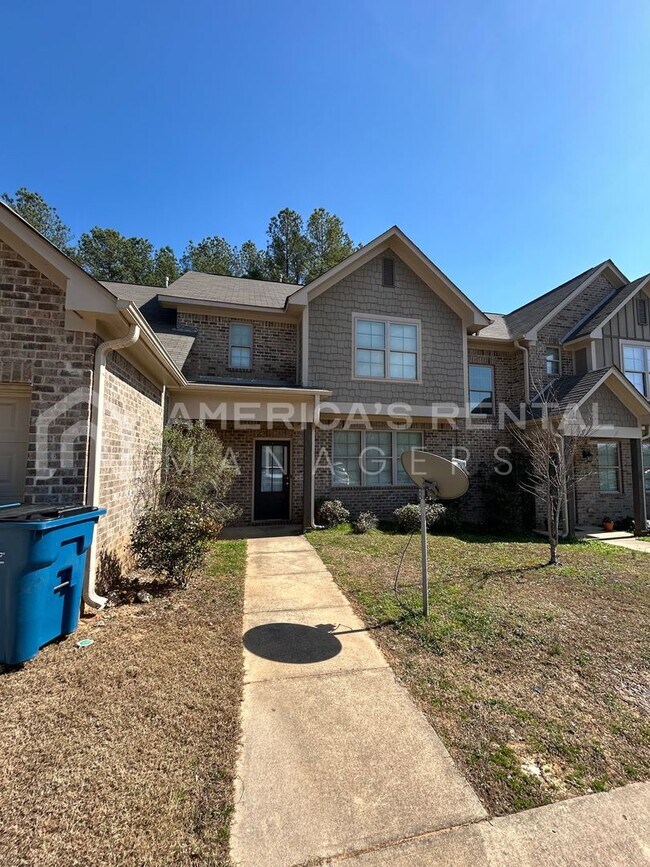 Primary Photo - Home for Rent in Chelsea, AL!!! Sign a 24-...