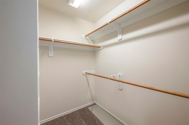 Building Photo - 14330 Fairbuff Ln