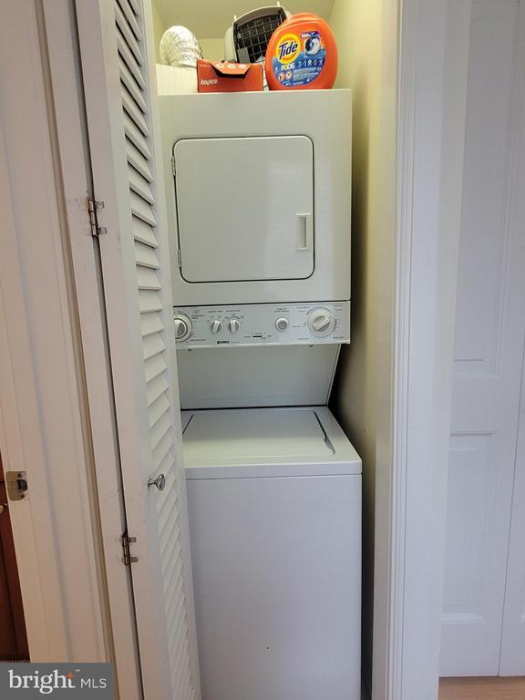 Building Photo - 1701 Locust St