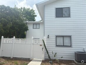 Building Photo - 11929 Corinne Lee Ct