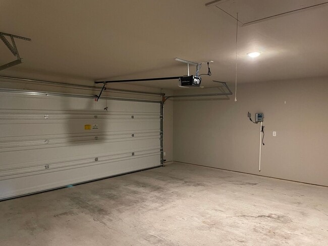 Building Photo - Available Now | Beautiful Single-Story 4 Bed, 2.5 Bath | Covered Patio | Close to Fort Cavazos | ...