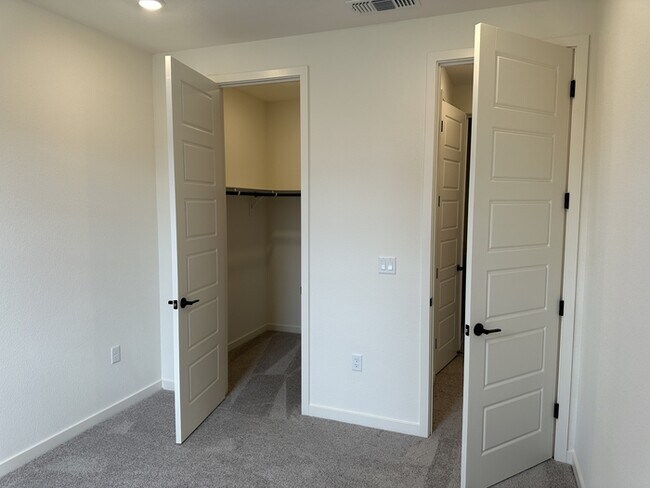 Building Photo - Come Tour This Beautiful Brand New 4-Bedro...
