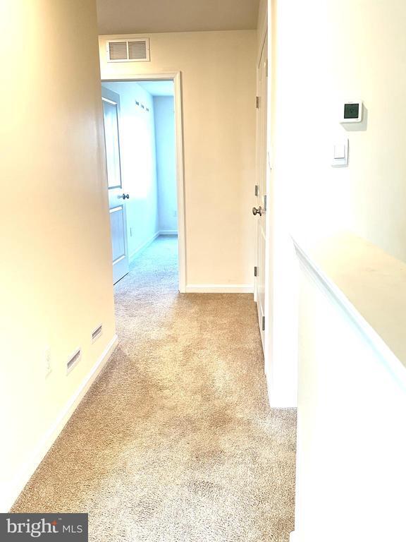 Building Photo - 121 Mazzeo Dr