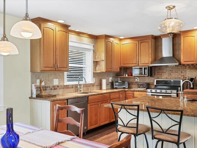 Building Photo - 4708 Hidden River Rd