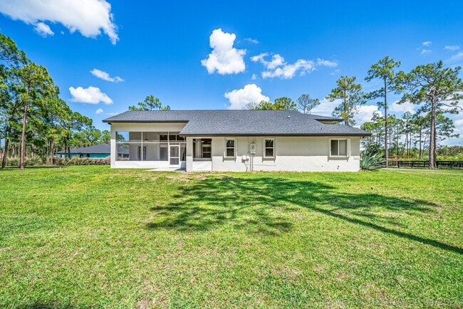 Building Photo - 16105 Temple Blvd