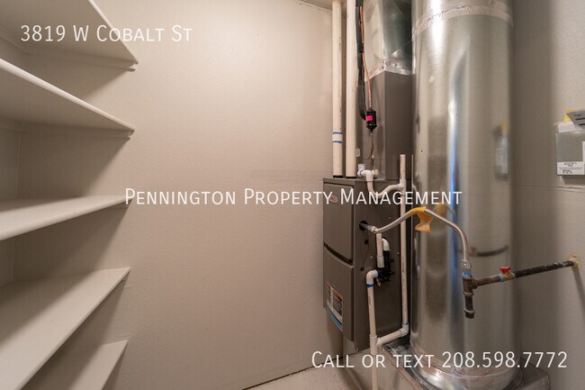 Building Photo - 3819 W Cobalt St