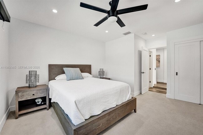 Building Photo - 915 NW 7th St