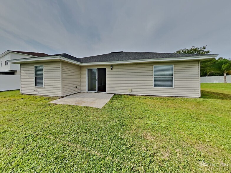 Building Photo - 1559 Guardian Dr