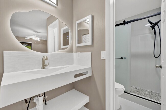 Building Photo - 3287 Cocoplum Cir