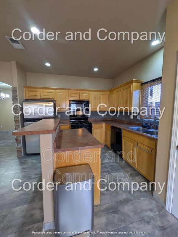 Building Photo - 940 Sellers Dr NE