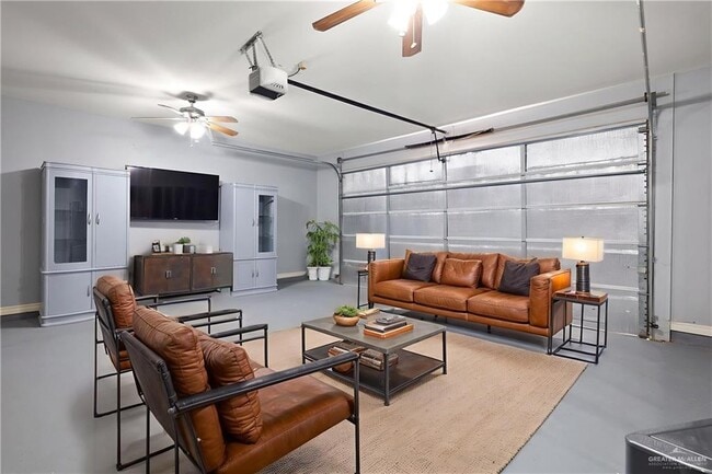 Building Photo - 41 5th St