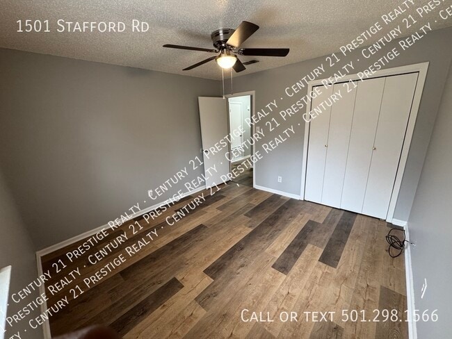 Building Photo - 1501 Stafford Rd