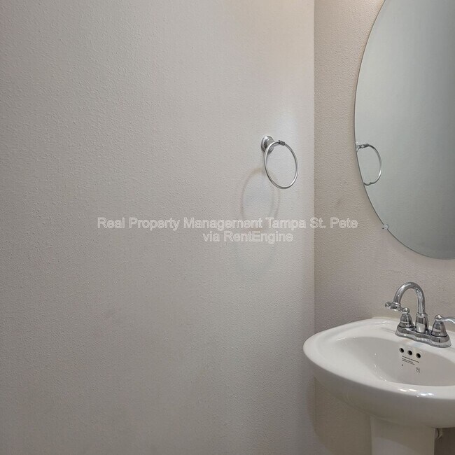 Building Photo - 6409 Tillandsia Pl