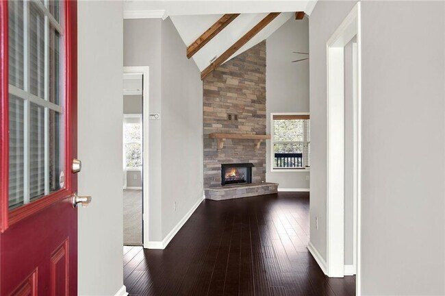 Building Photo - 309 Trappers Bluff