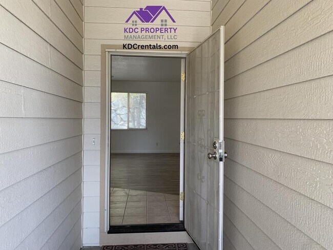 Building Photo - 1024 Westcreek Ln