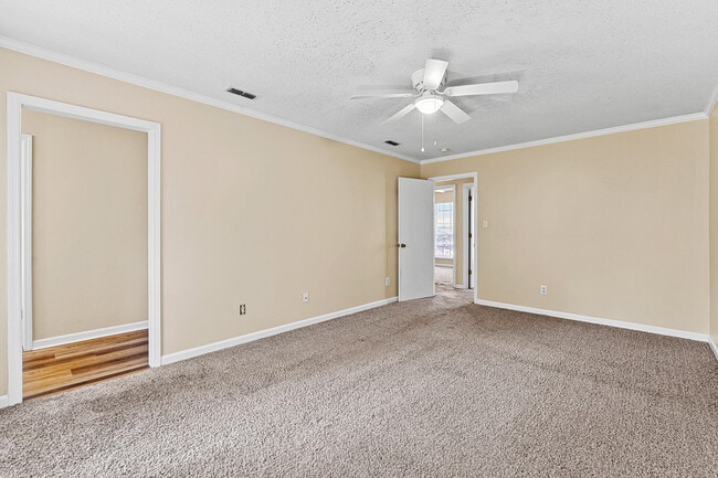 Building Photo - 4158 Arlington Rd