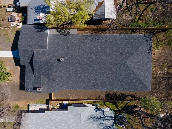 Building Photo - 506 E Evergreen St