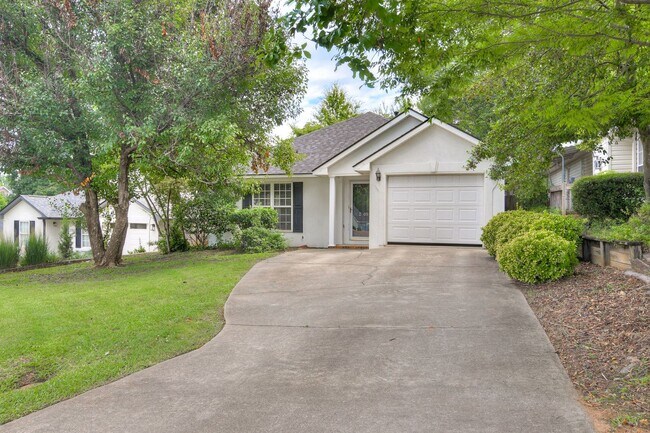 Building Photo - Great Ranch Near Augusta National!