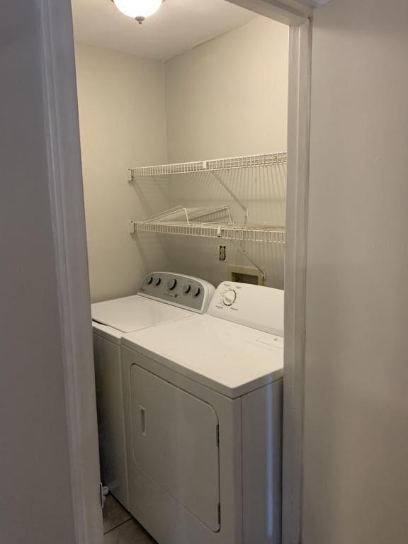 Building Photo - 6133 Meadow Rose Ln