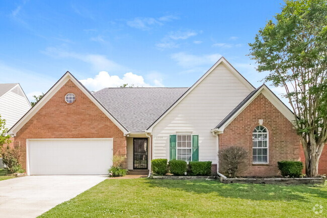 Building Photo - 7099 Country Walk Dr