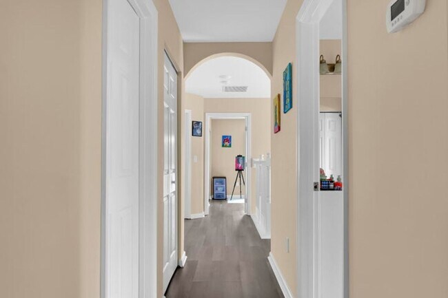 Building Photo - 9022 Dupont Pl