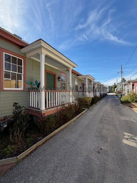 Building Photo - 547 E Macon St
