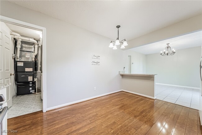 Building Photo - 751 Heath Ln