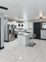 KITCHEN - 318 Cloud Ave