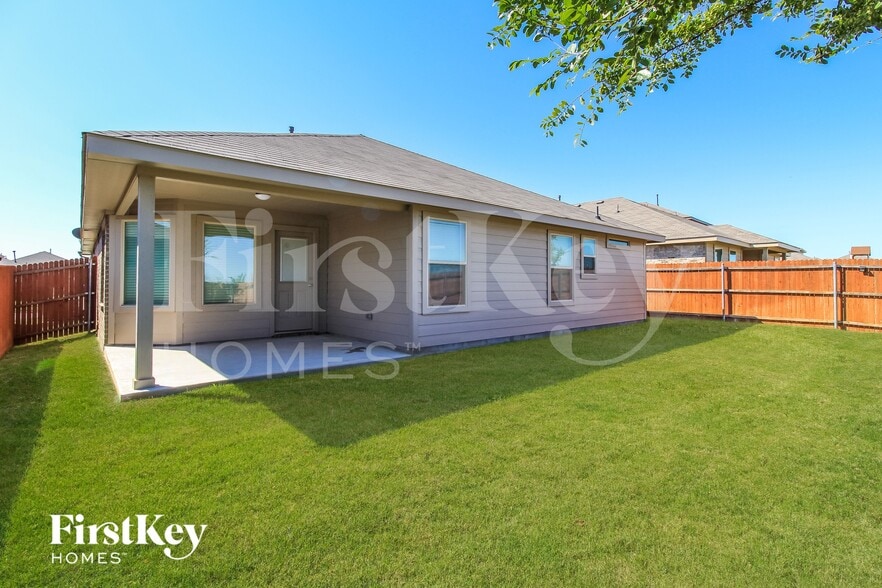 Building Photo - 721 Watson Wy