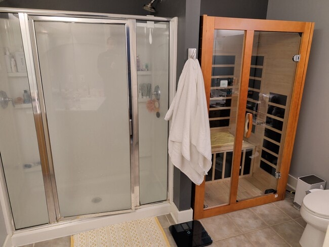 Building Photo - 8738 Kipling Dr