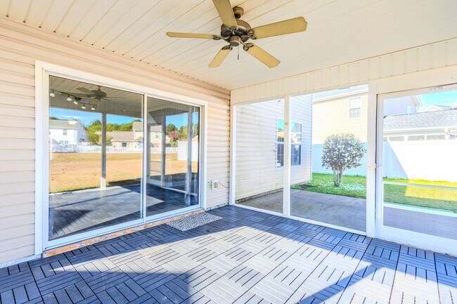 Building Photo - Walkerton Home