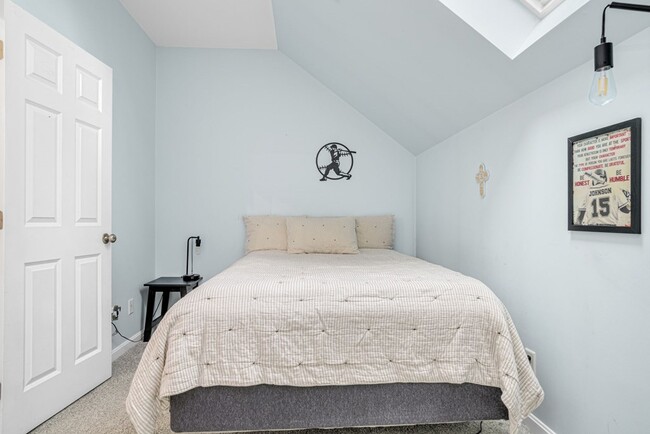 Building Photo - 14279 Eastfield Dr