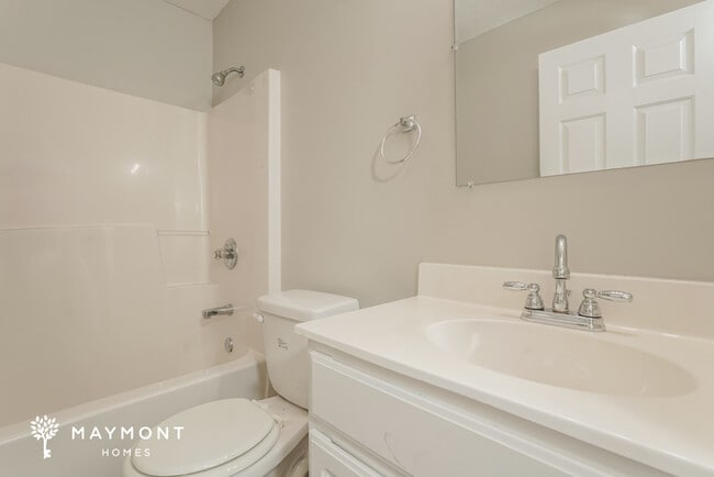 Building Photo - Spacious 4-Bedroom Single-Level Home in Warrenville, SC