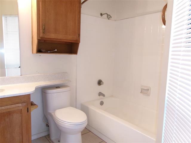 Building Photo - 622 W Warrior Trl