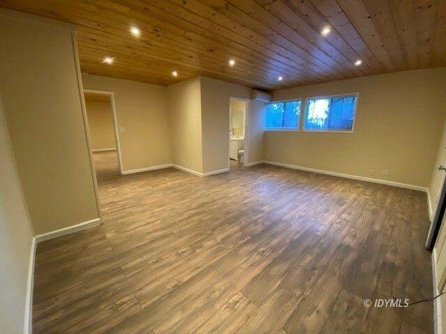 Building Photo - 55517 Howland Rd