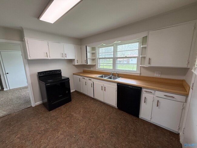 Building Photo - 804 Williams St