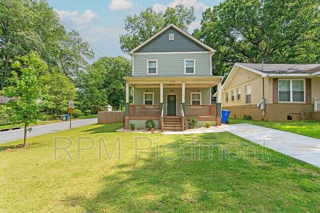 Building Photo - 1418 Allegheny St SW