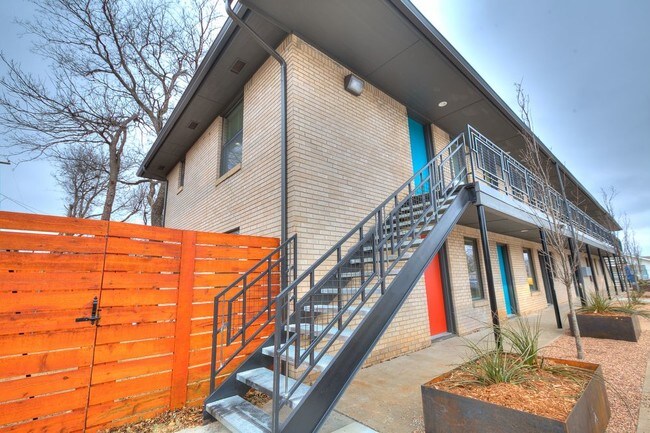 Building Photo - 2017 North Blackwelder Avenue - 02