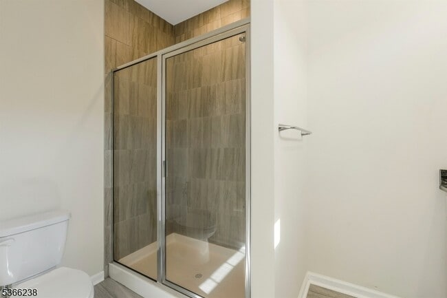 Building Photo - 17 Gala Ct