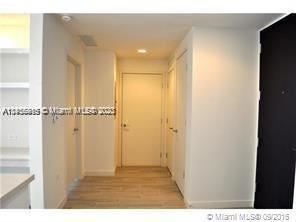 Building Photo - 1 br, 1 bath Condo - 999 SW 1st Ave Apt 2509