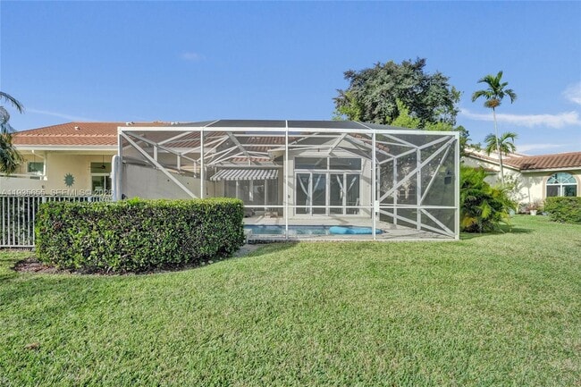 Building Photo - 652 W Palm Aire Dr