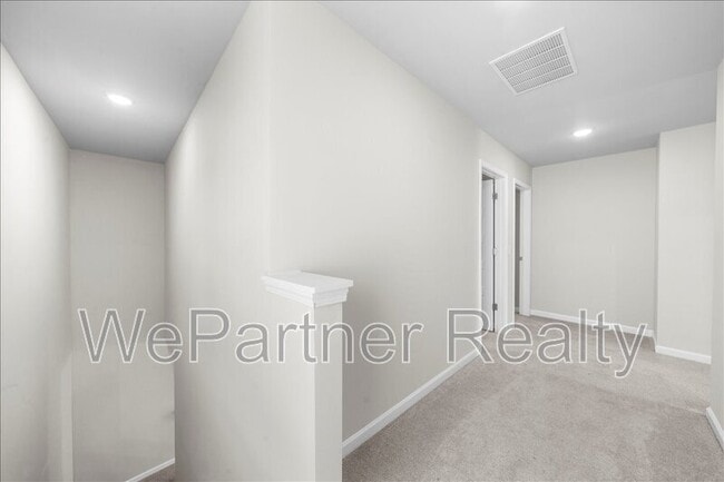Building Photo - 200 Vickery Ln