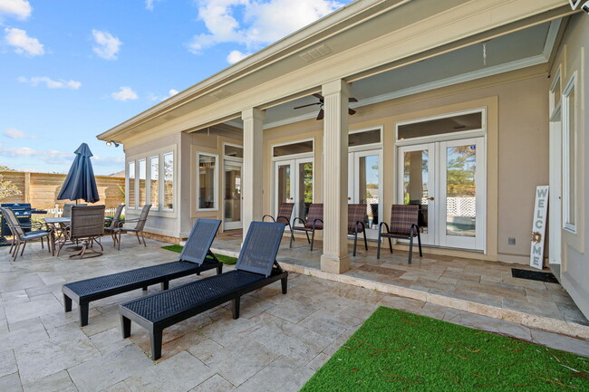 Building Photo - 322 Wahoo Rd