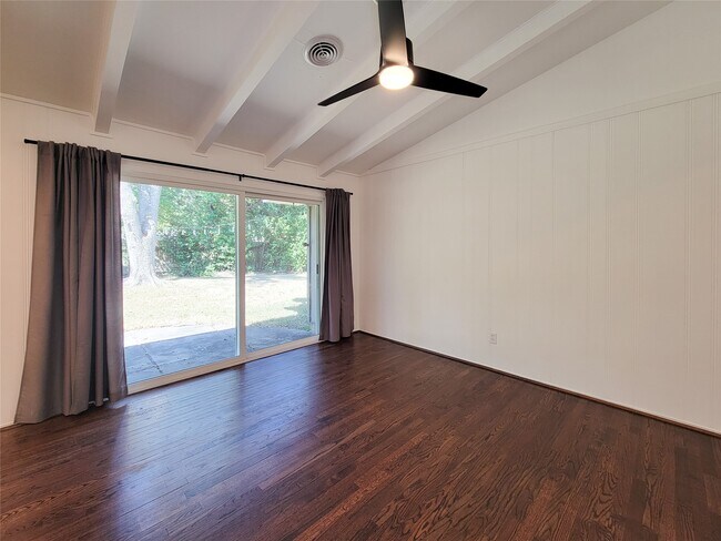 Building Photo - 9506 Vogue Ln