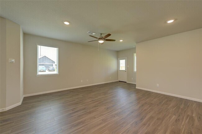 Building Photo - 13856 Goldeye Dr