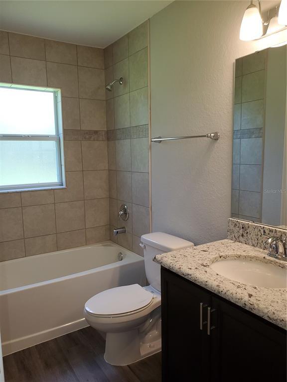 Building Photo - 5076 SW 104th Loop