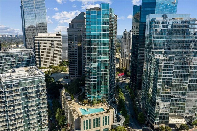 Building Photo - 1080 Peachtree St NE