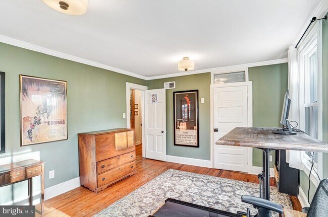 Building Photo - 7153 Main St